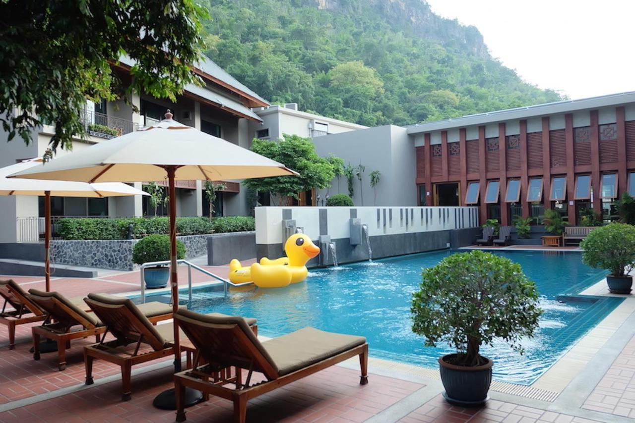 Plakan Resort Kanchanaburi Buitenkant foto