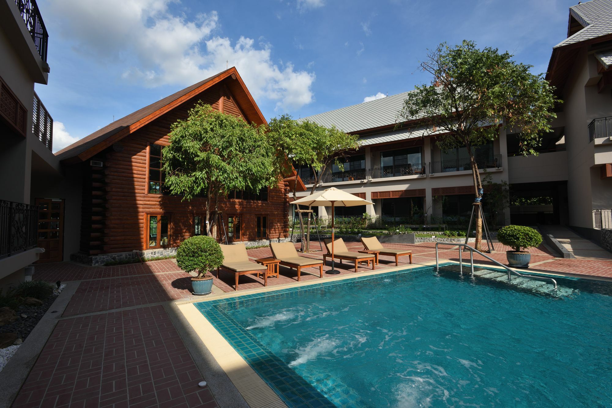 Plakan Resort Kanchanaburi Buitenkant foto